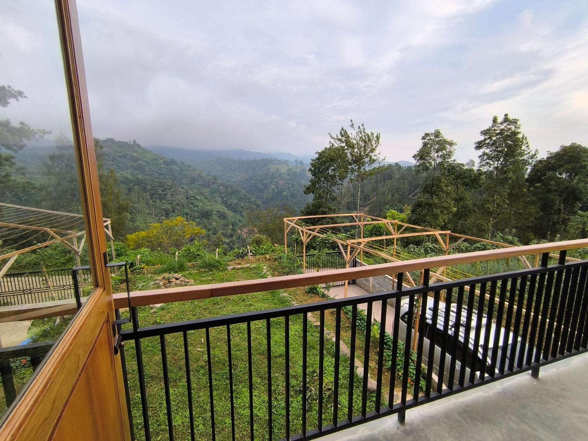 Maison Manendra - Bromo Malang Exterior photo